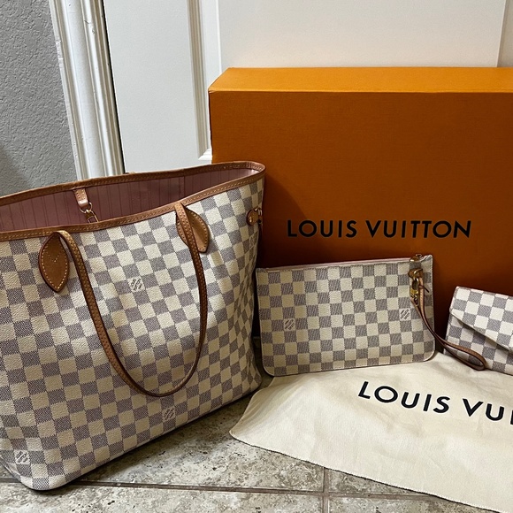 Authentic Louis Vuitton Neverfull MM, wristlet and wallet - Picture 1 of 16